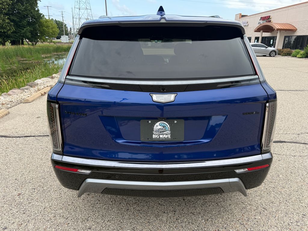 Cadillac VISTIQ