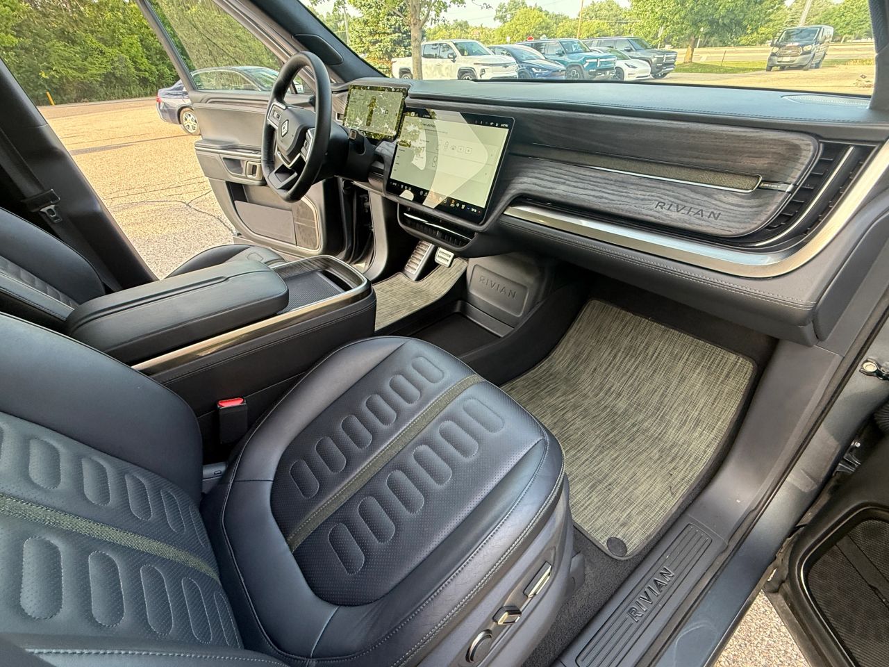 Interior 14