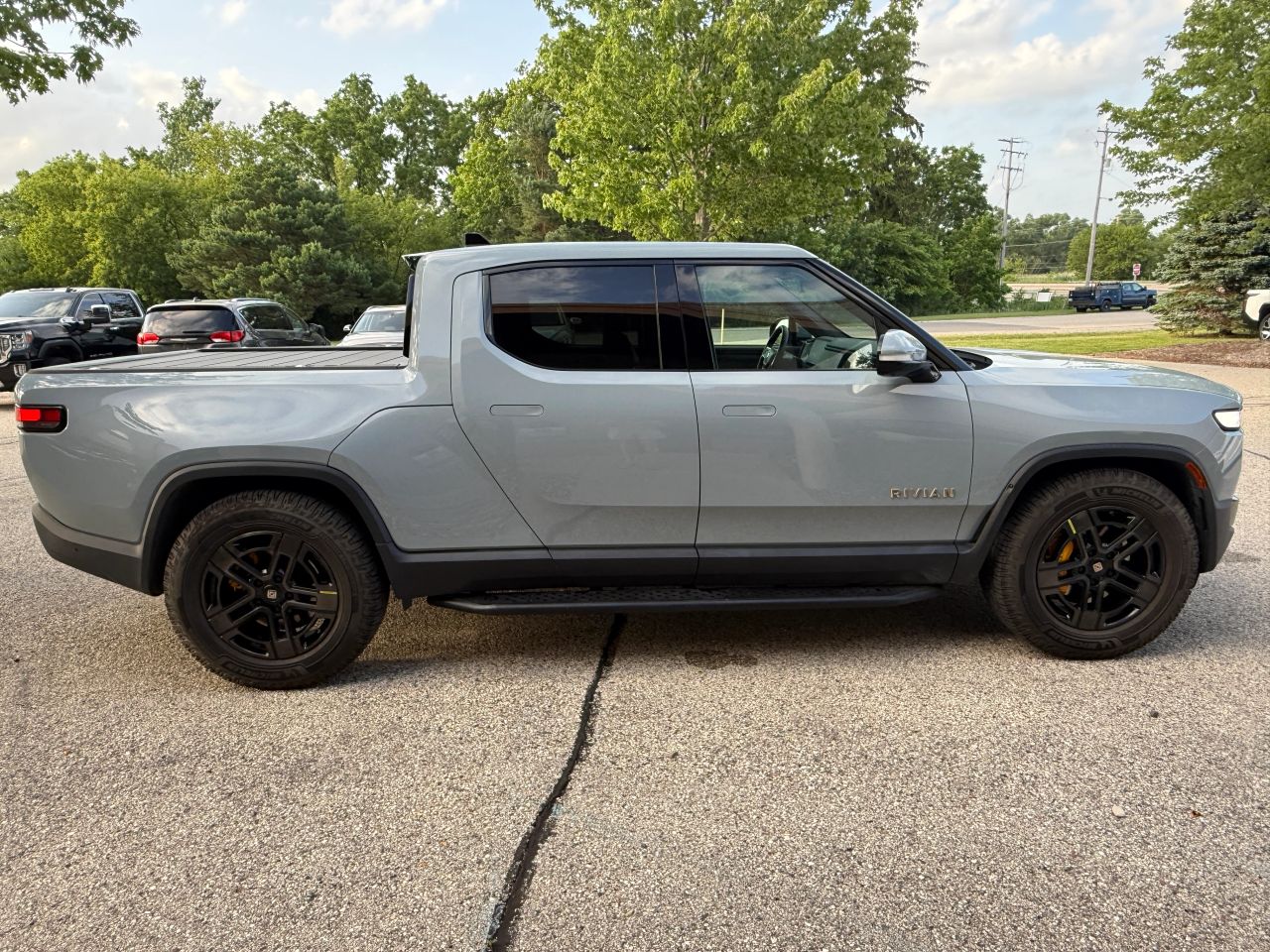 Exterior 5