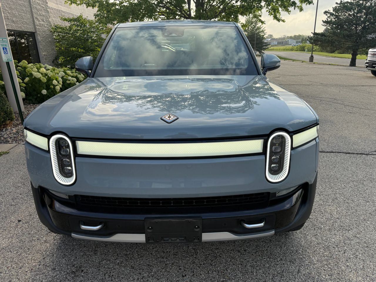 Exterior 7