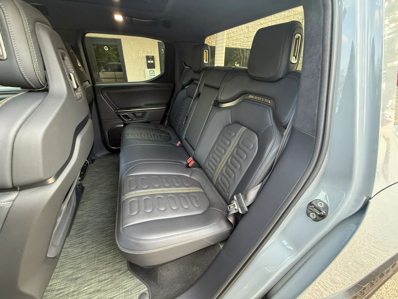 Interior 13