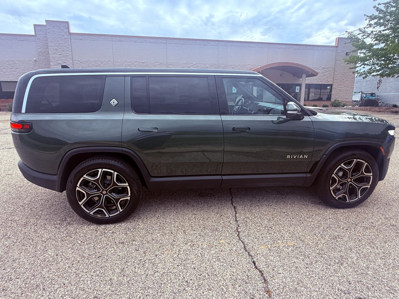 Exterior 5