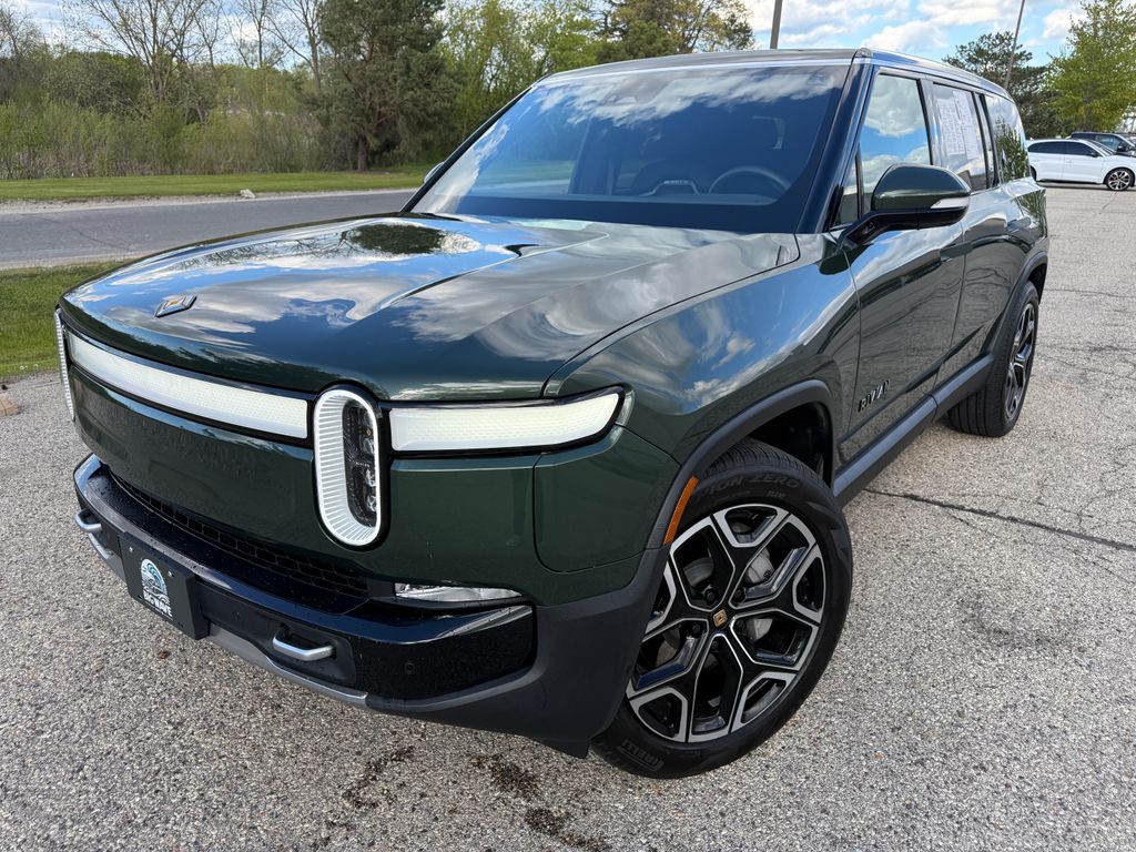Rivian R1S