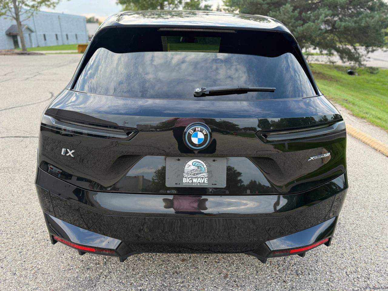 Exterior 3